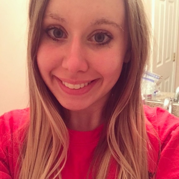 Meet your Posher, Amber - Picture 9 of 10